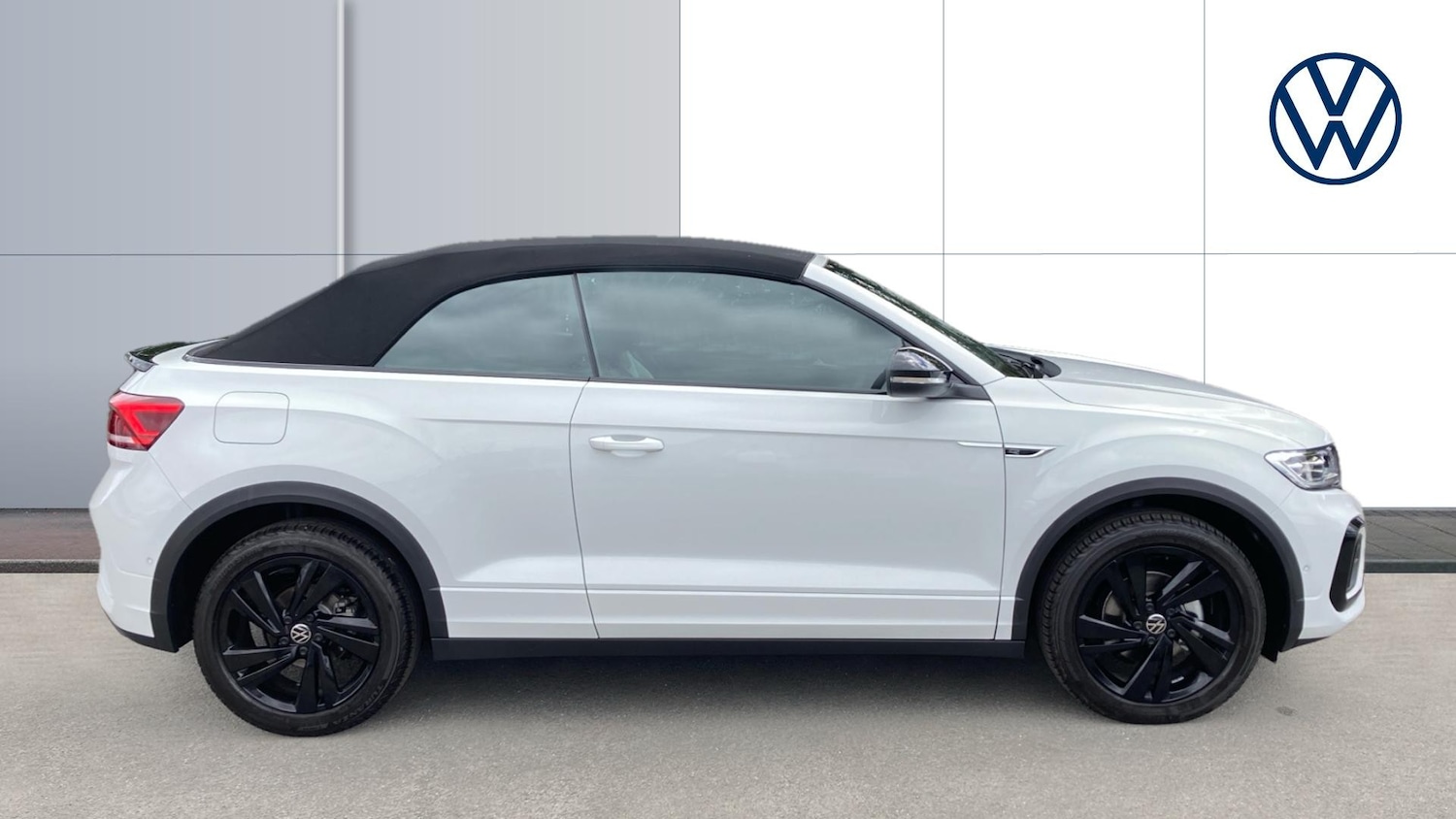 Used Volkswagen T-Roc 2025 for sale - 76075746: Photo 4