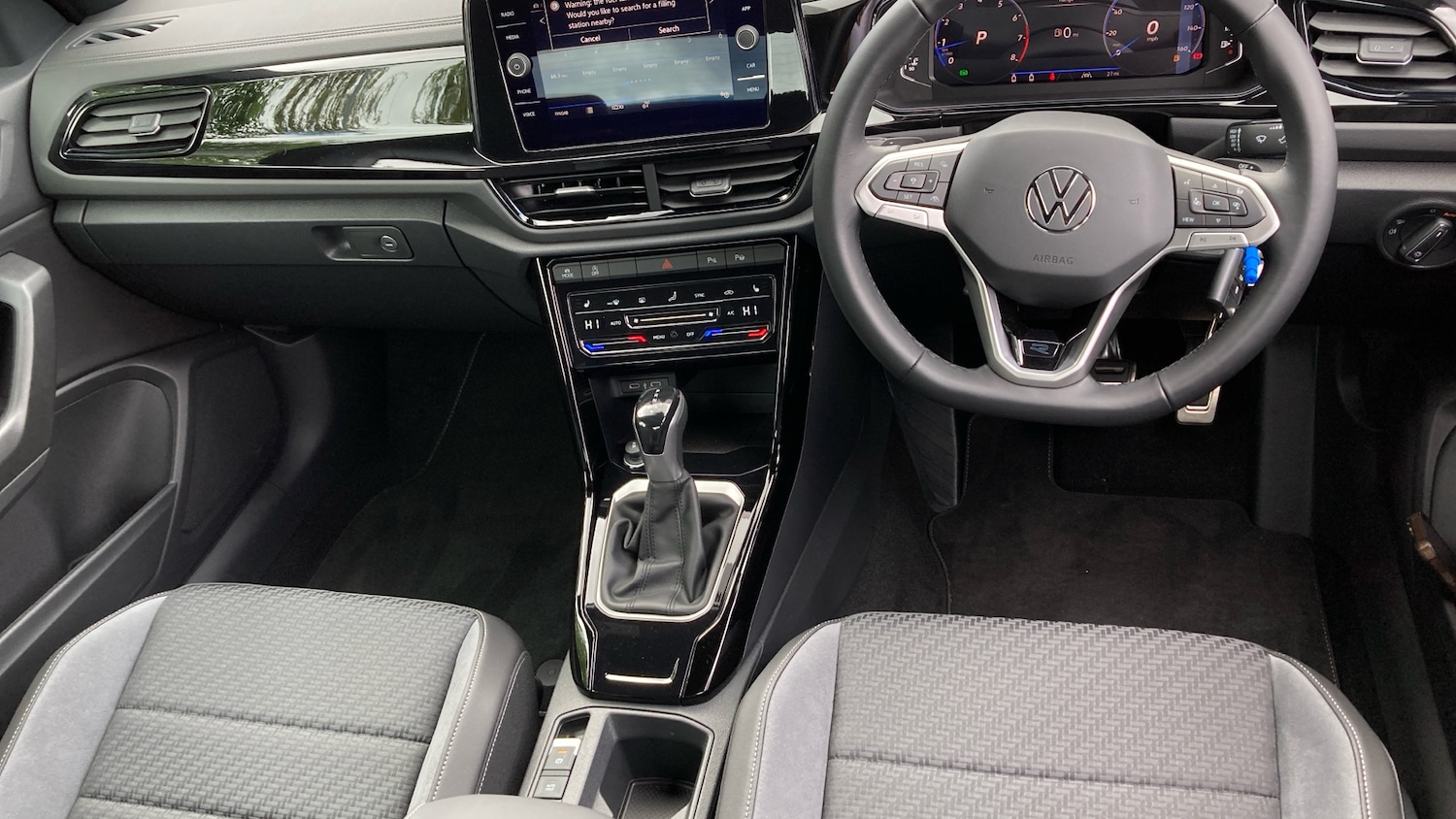 Used Volkswagen T-Roc 2025 for sale - 76075746: Photo 9