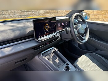 Used Volkswagen T-Roc 2026 for sale - 78846321: Photo