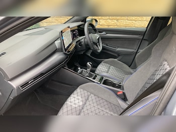 Used Volkswagen Golf 2025 for sale - 77461549: Photo