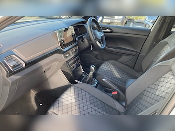 Used Volkswagen T-Cross 2025 for sale - 75820278: Photo