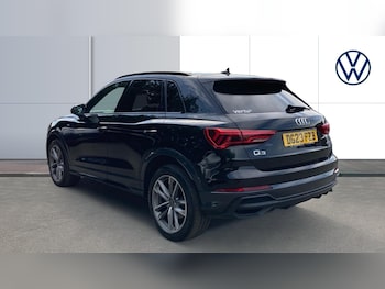 Used Audi Q3 2023 for sale - 75689646: Photo