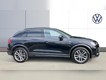 Used Audi Q3 2023 for sale - 75689646: Photo