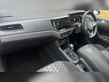 Used Volkswagen Polo 2022 for sale - 77409363: Photo