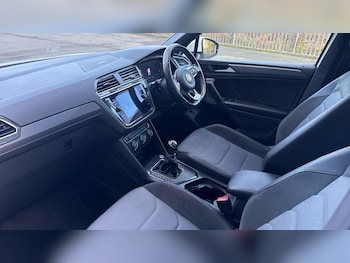 Used Volkswagen Tiguan 2019 for sale - 76393918: Photo