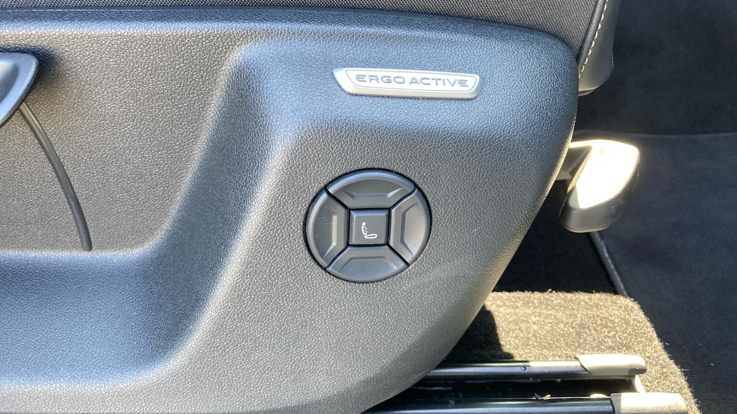 Vehicle 33