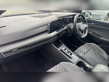 Used Volkswagen Golf 2021 for sale - 75383187: Photo