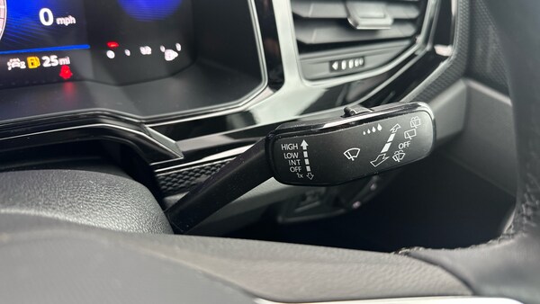 Used Volkswagen Polo 2023 for sale - 76115775: Photo 37