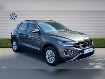 Used Volkswagen T-Roc 2023 for sale - 79605317: Photo