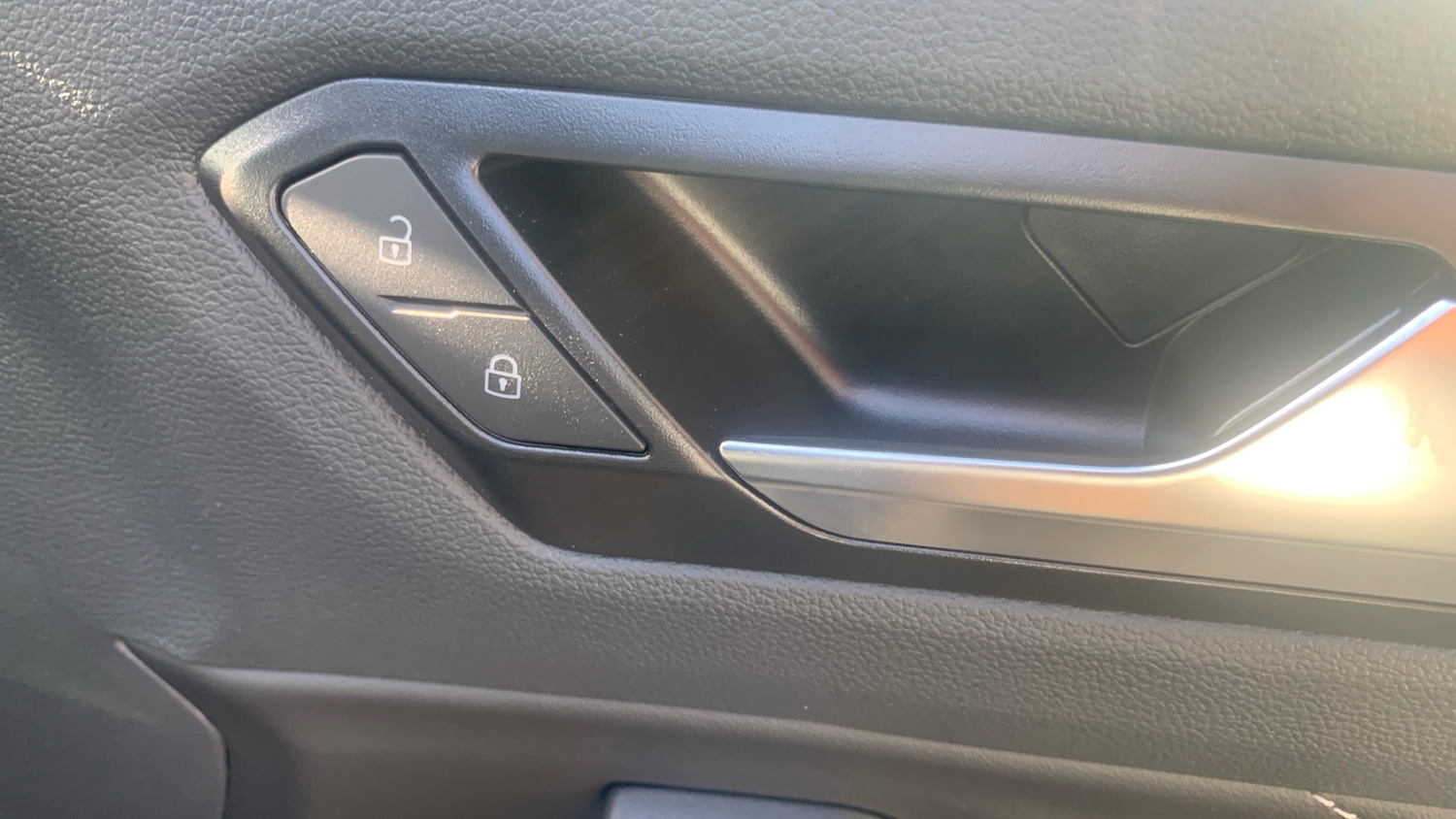 Used Volkswagen T-Roc 2025 for sale - 77106404: Photo 34