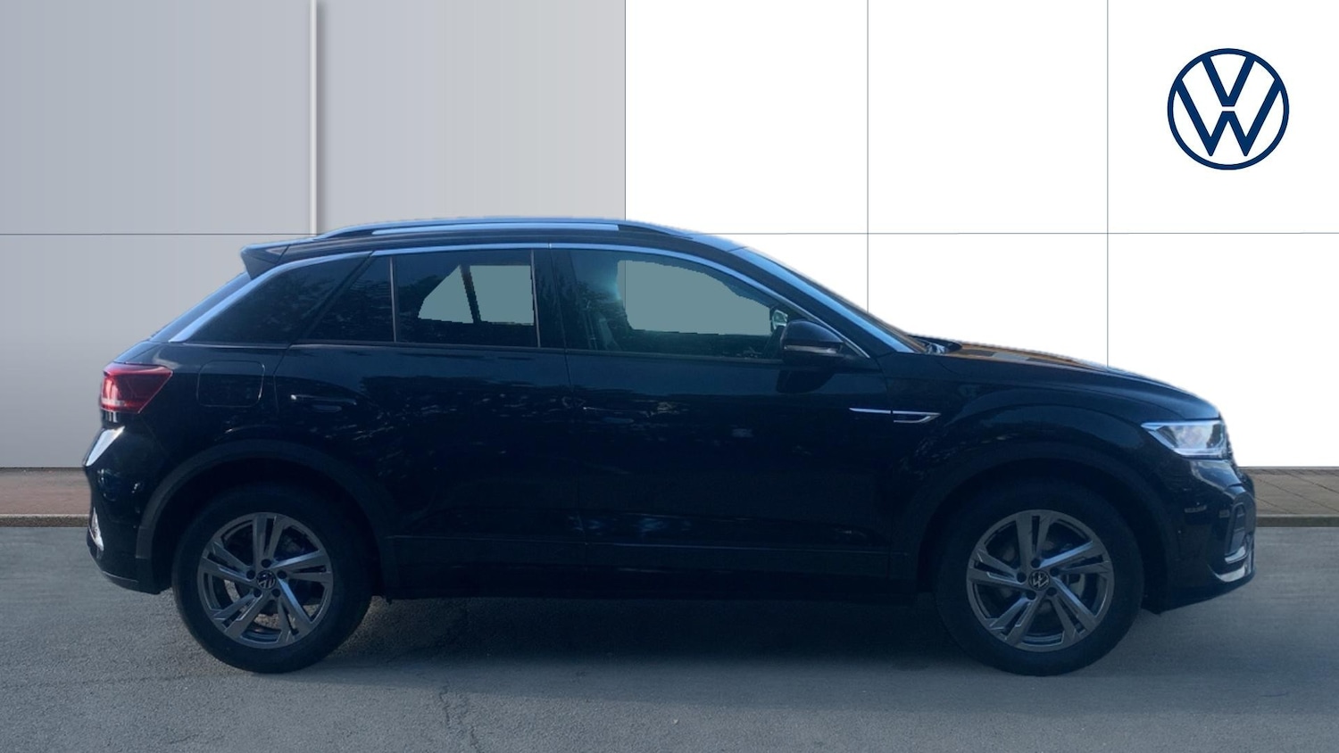 Used Volkswagen T-Roc 2025 for sale - 77106404: Photo 4