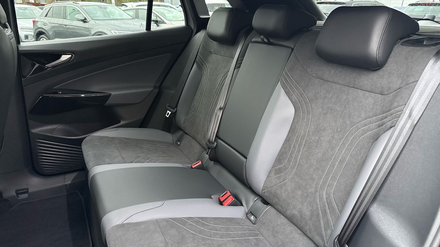 Used Volkswagen ID.4 2025 for sale - 77687393: Photo 16