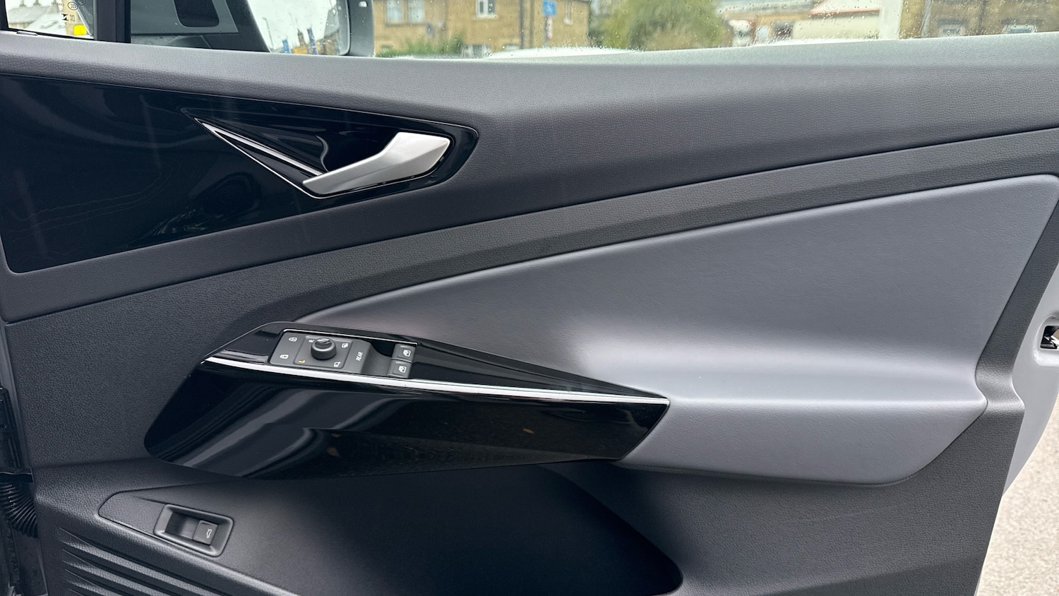 Used Volkswagen ID.4 2025 for sale - 77687393: Photo 19