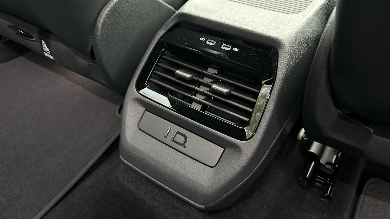 Used Volkswagen ID.4 2025 for sale - 77687393: Photo 29