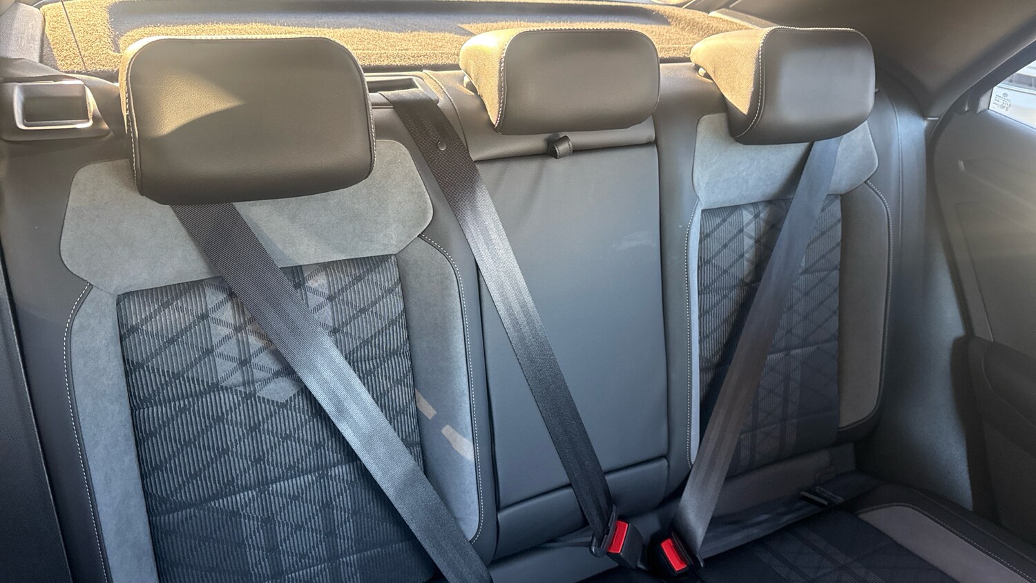 Used Volkswagen T-Roc 2025 for sale - 76734958: Photo 16