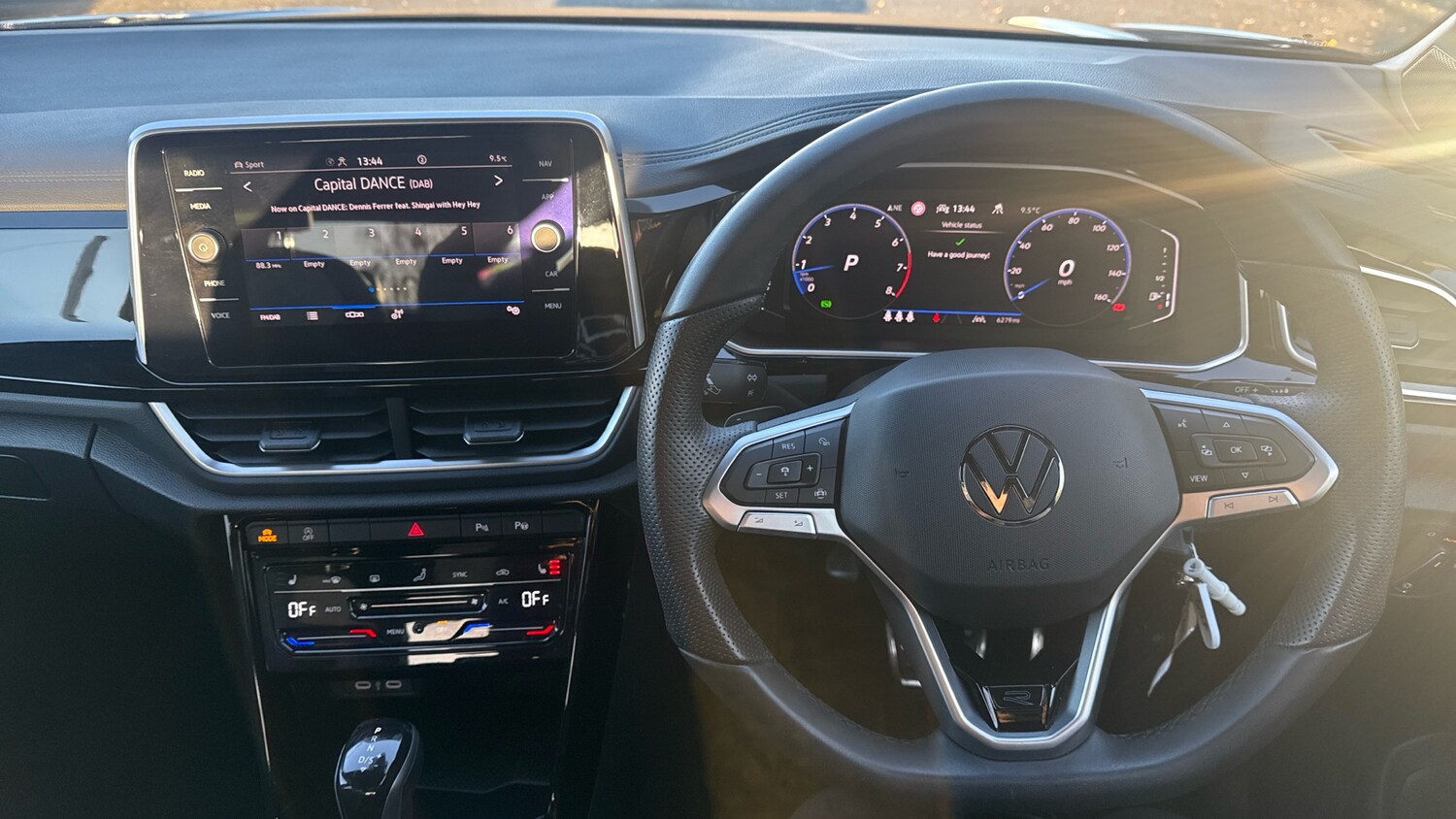 Used Volkswagen T-Roc 2025 for sale - 76734958: Photo 9