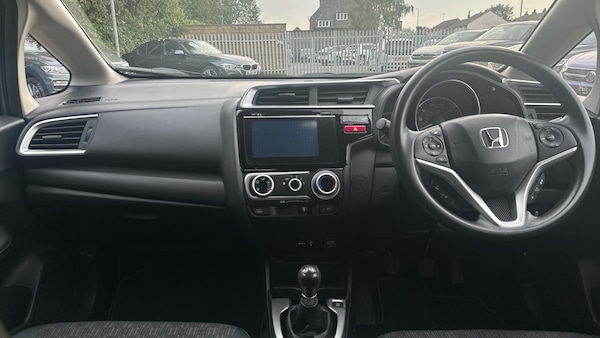 Used Honda Jazz 2017 for sale - 76299213: Photo 10