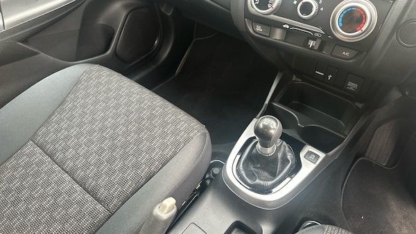 Used Honda Jazz 2017 for sale - 76299213: Photo 13