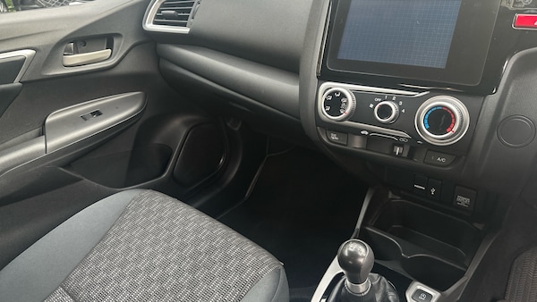 Used Honda Jazz 2017 for sale - 76299213: Photo 14