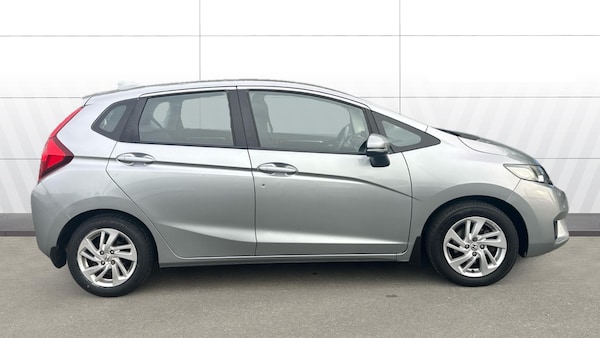 Used Honda Jazz 2017 for sale - 76299213: Photo 5