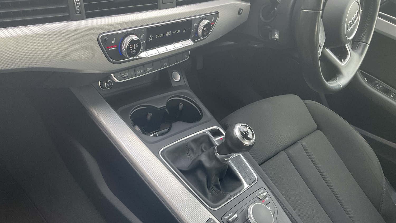 Used Audi A4 2016 for sale - 76106924: Photo 13