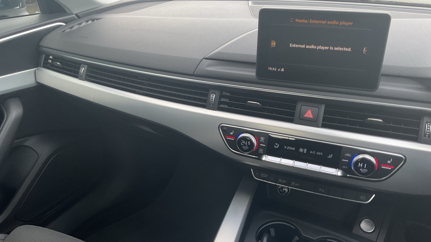 Used Audi A4 2016 for sale - 76106924: Photo 14