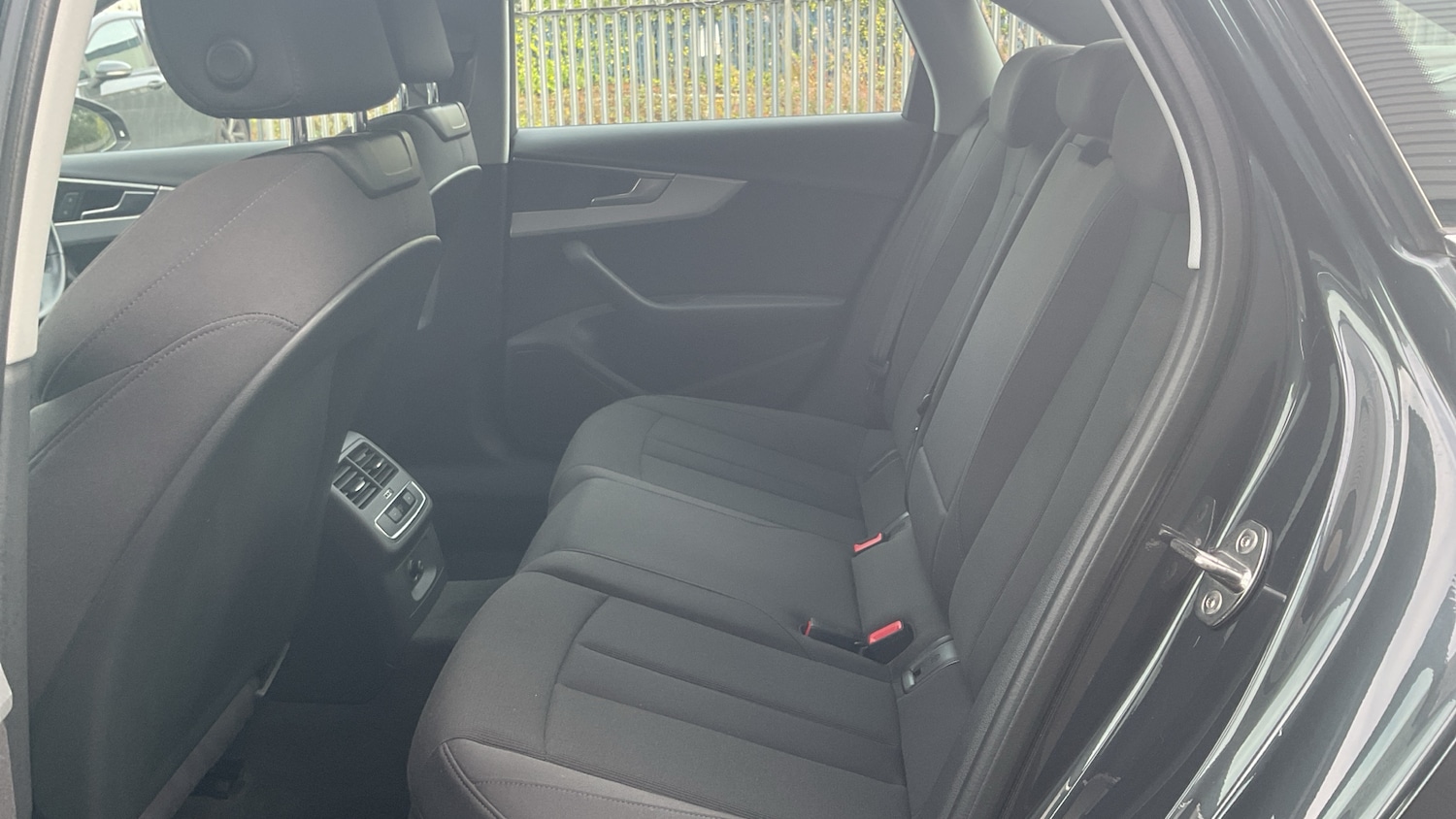 Used Audi A4 2016 for sale - 76106924: Photo 16