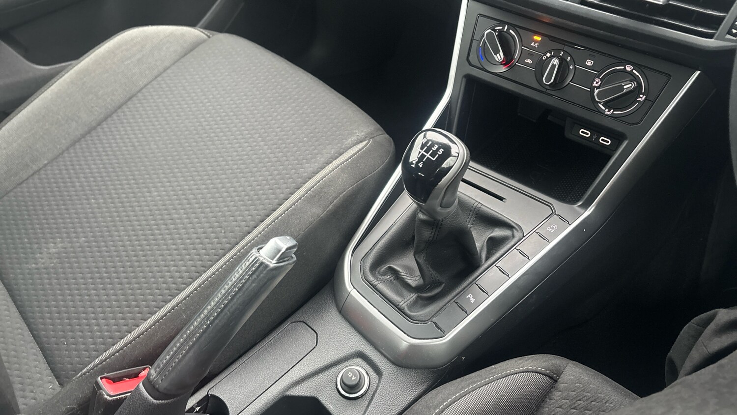 Used Volkswagen Polo 2023 for sale - 77915858: Photo 14