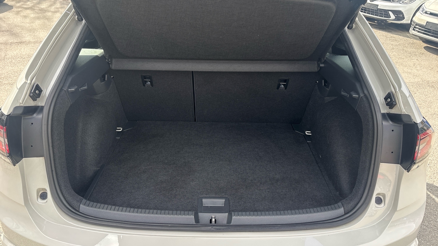 Used Volkswagen Taigo 2023 for sale - 77833139: Photo 20