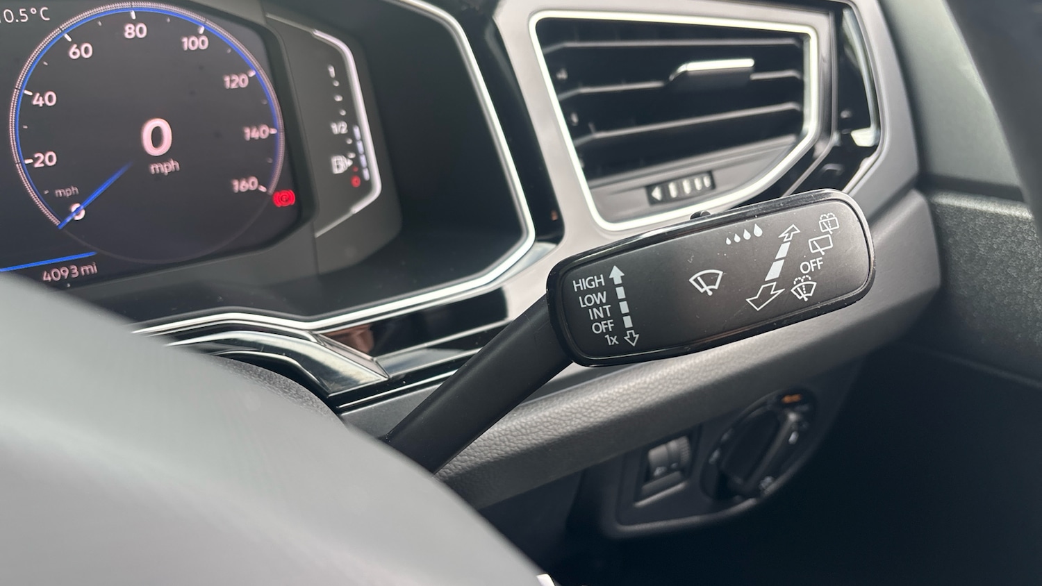 Used Volkswagen Taigo 2023 for sale - 77833139: Photo 28