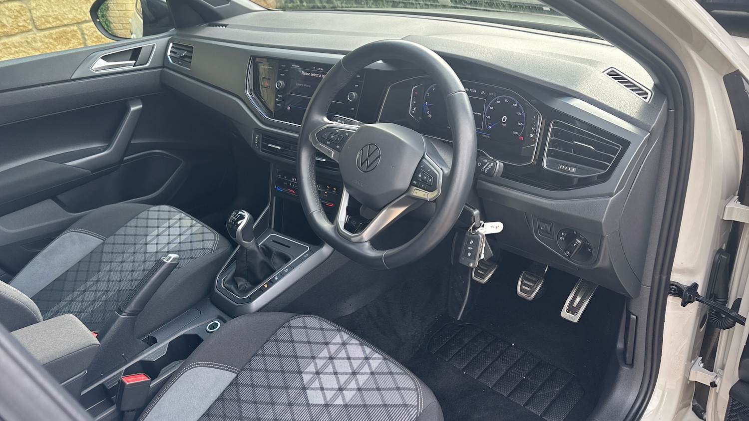 Used Volkswagen Taigo 2023 for sale - 77833139: Photo 6