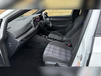 Used Volkswagen Golf 2023 for sale - 77676989: Photo