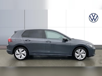 Used Volkswagen Golf 2025 for sale - 77465562: Photo