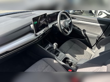 Used Volkswagen Golf 2024 for sale - 75903889: Photo