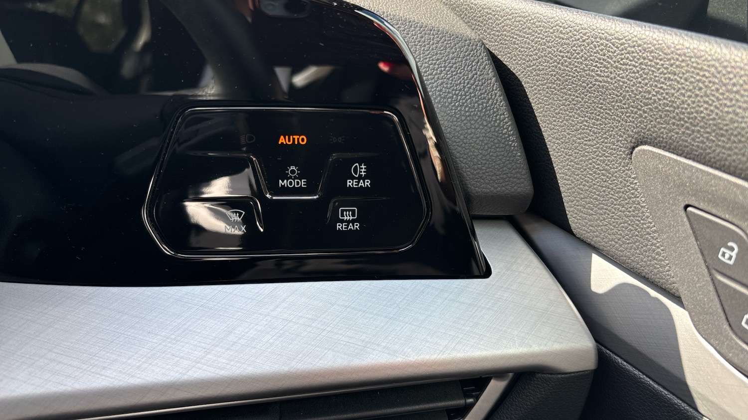 Used Volkswagen Golf 2024 for sale - 75903889: Photo 36