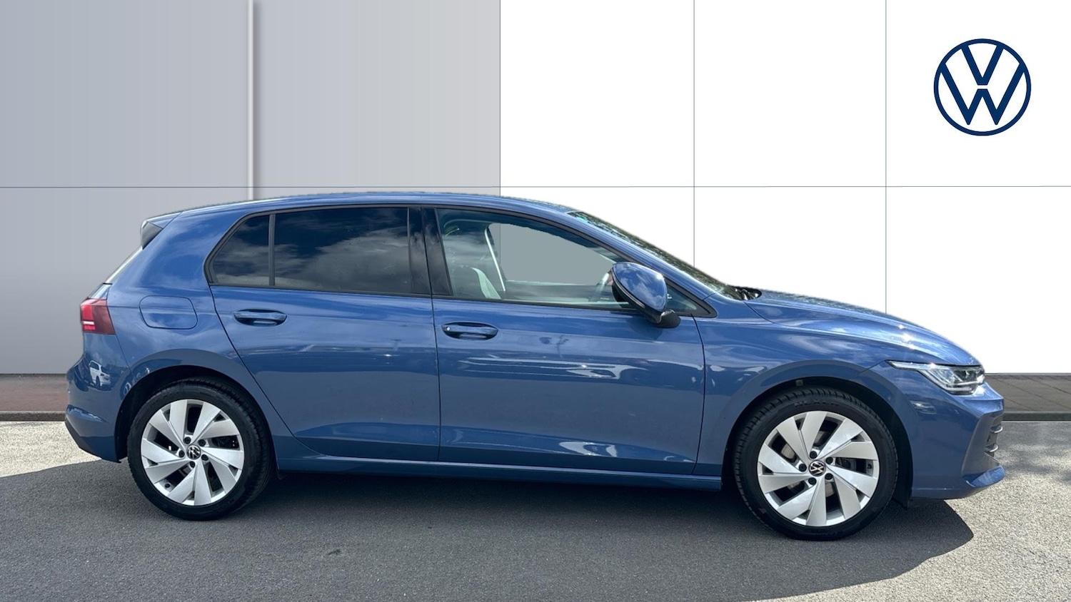 Used Volkswagen Golf 2024 for sale - 75903889: Photo 4
