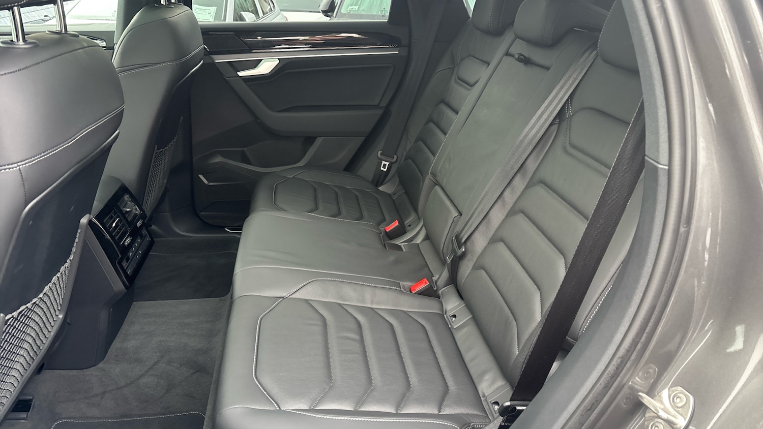 Used Volkswagen Touareg 2025 for sale - 77262198: Photo 16