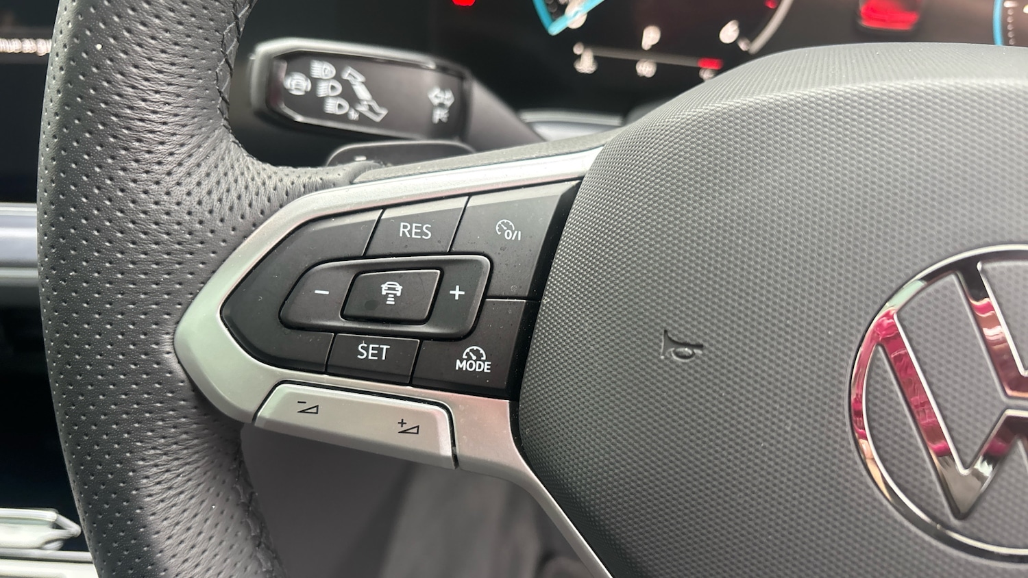 Used Volkswagen Touareg 2025 for sale - 77262198: Photo 17