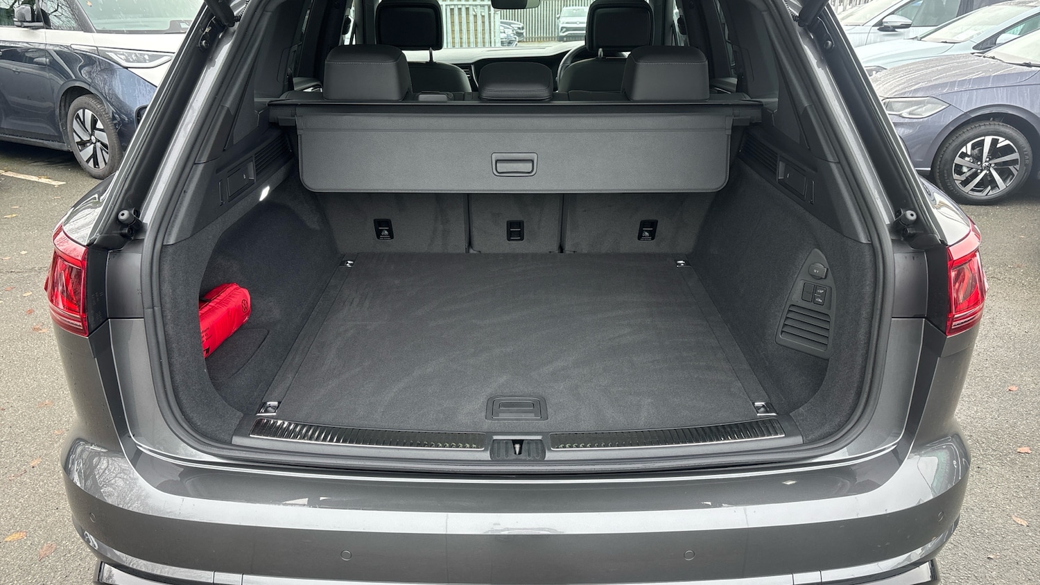 Used Volkswagen Touareg 2025 for sale - 77262198: Photo 20