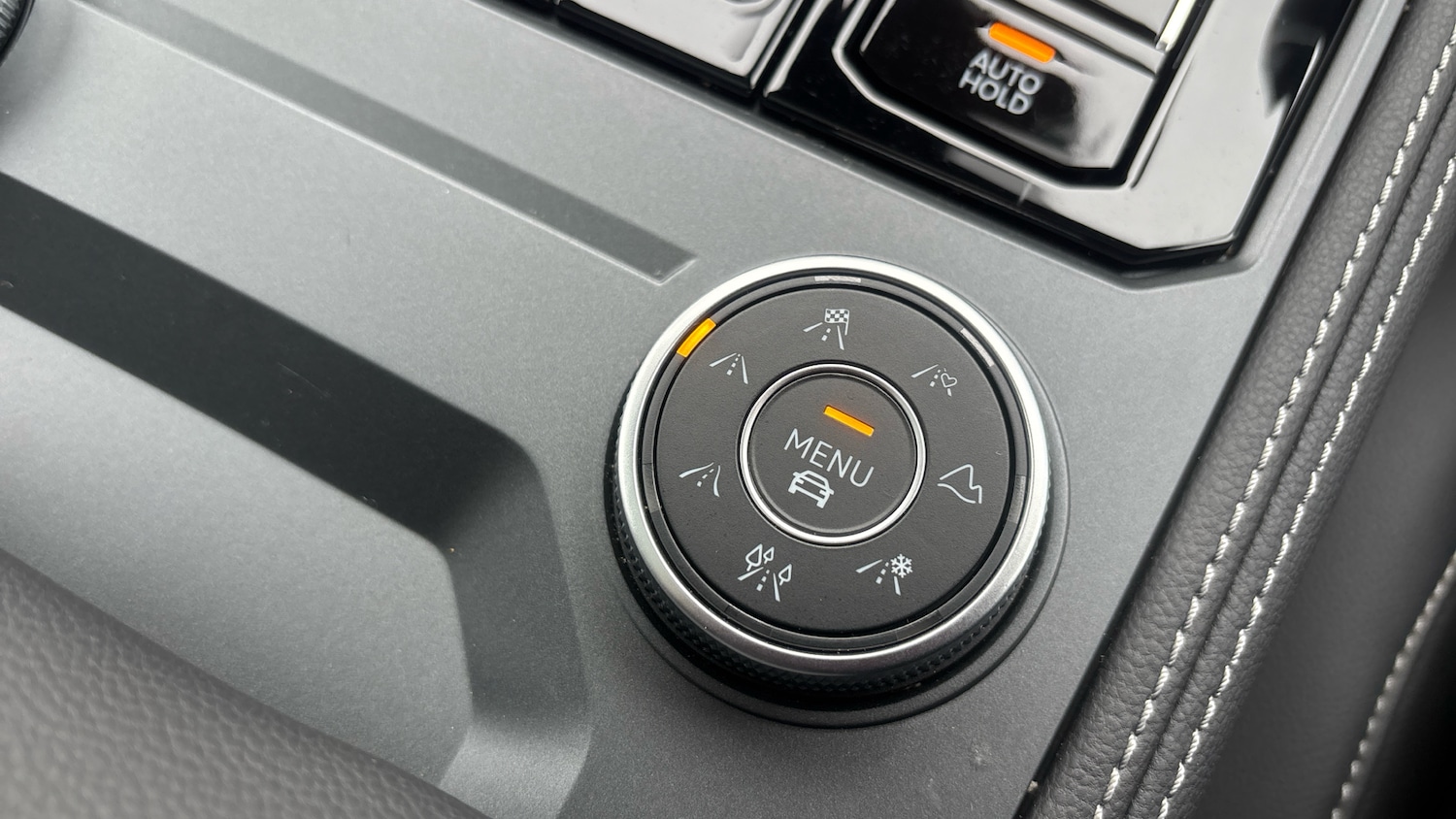 Used Volkswagen Touareg 2025 for sale - 77262198: Photo 24