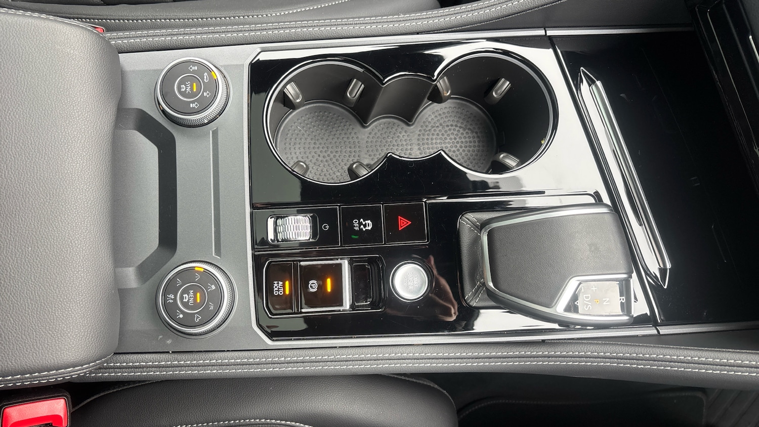 Used Volkswagen Touareg 2025 for sale - 77262198: Photo 26