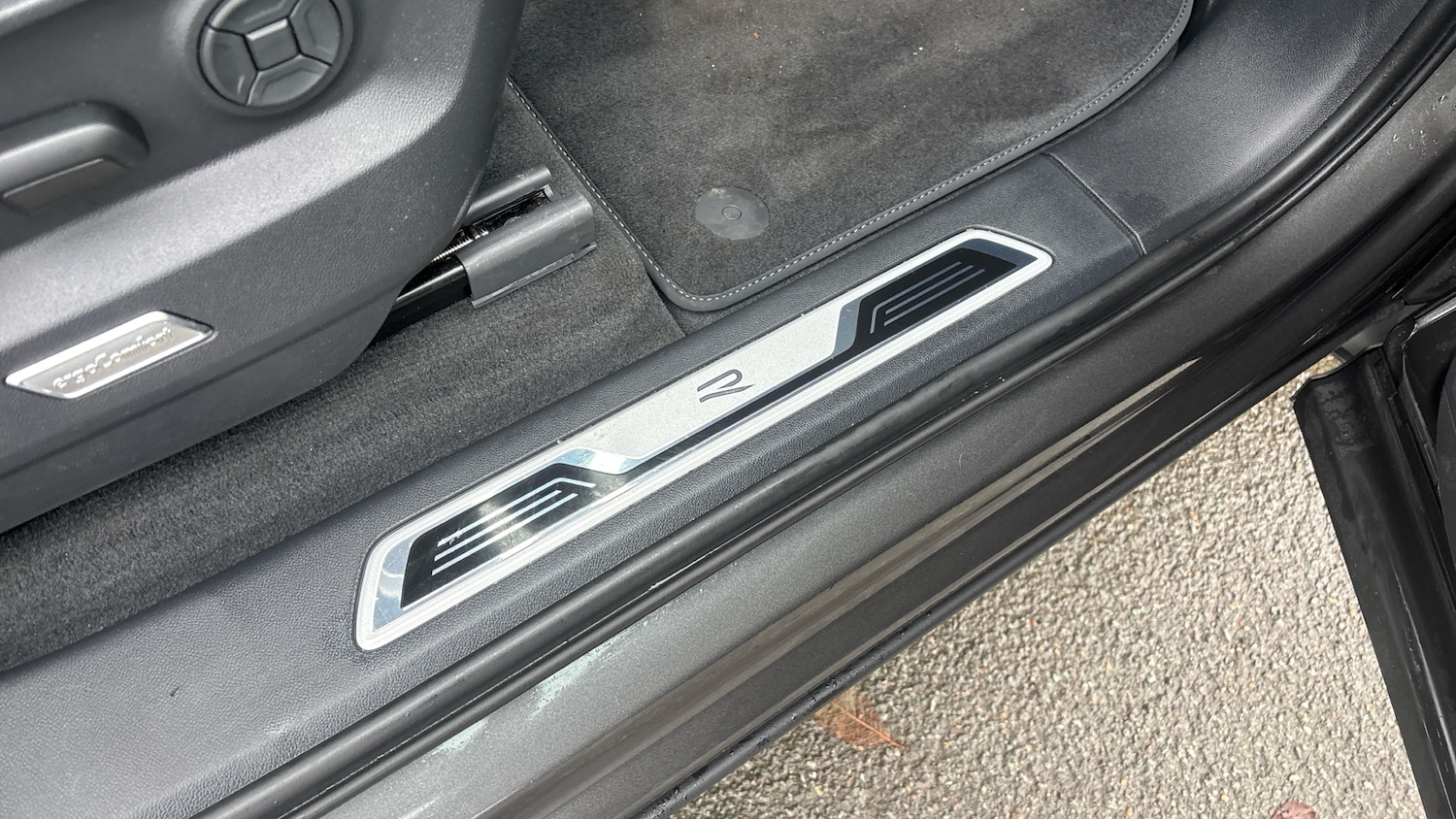 Used Volkswagen Touareg 2025 for sale - 77262198: Photo 41