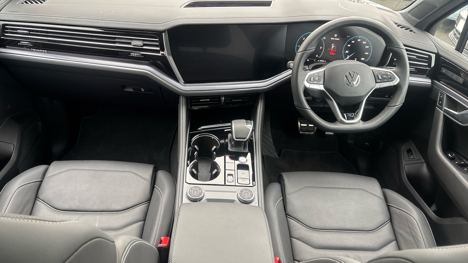 Used Volkswagen Touareg 2025 for sale - 77262198: Photo 9