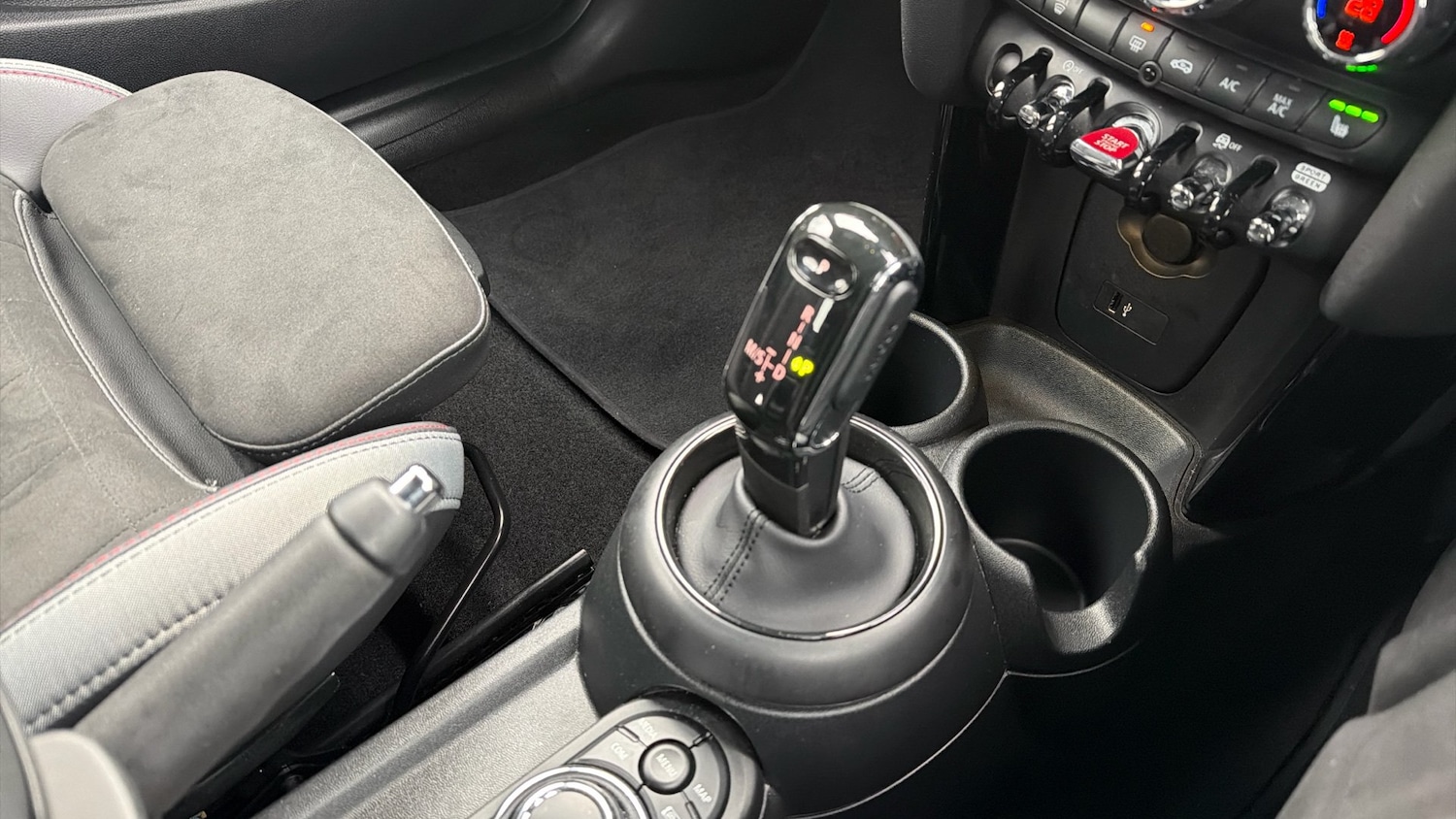 Used MINI Hatch 2023 for sale - 77210893: Photo 13