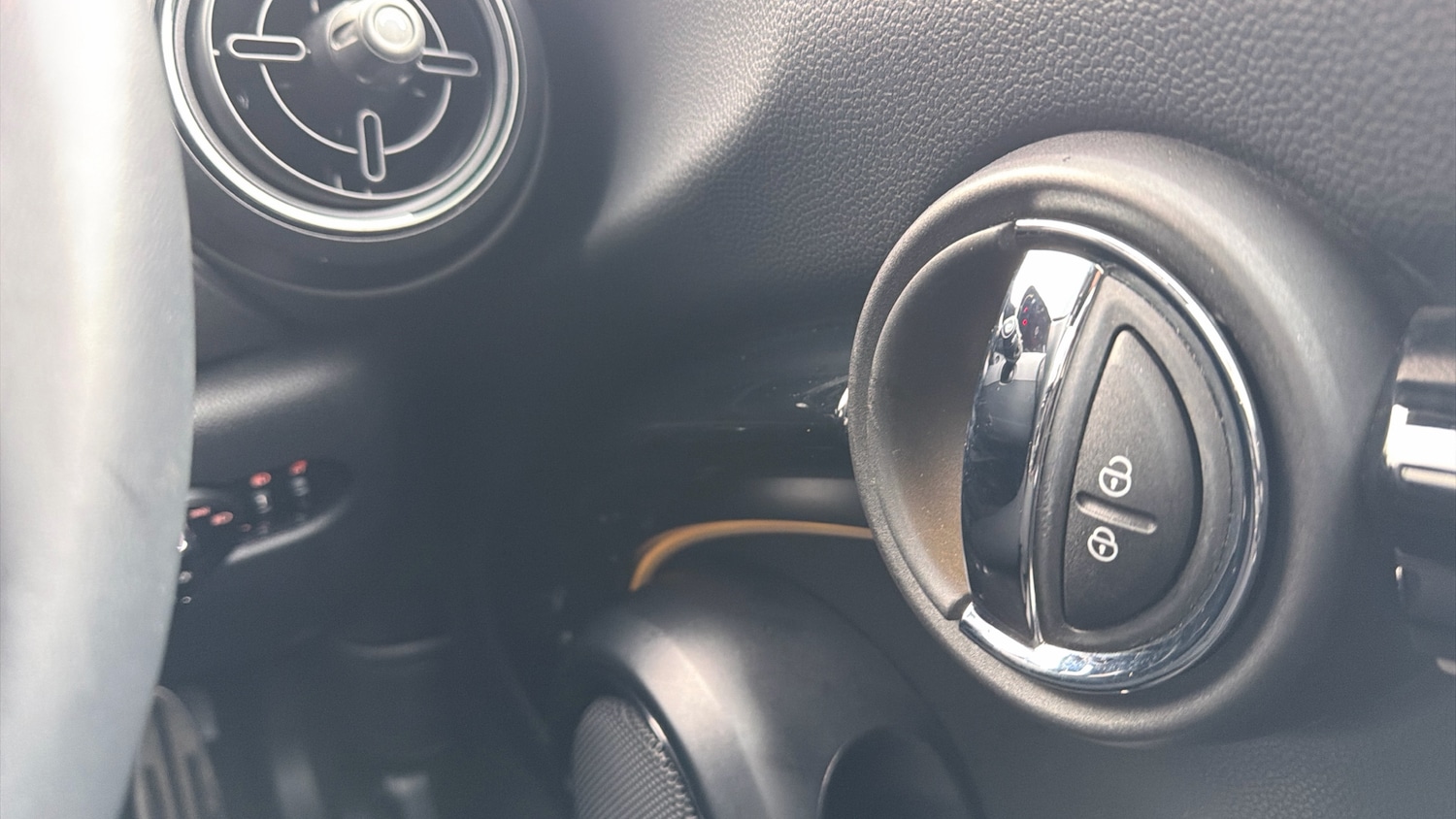 Used MINI Hatch 2023 for sale - 77210893: Photo 25