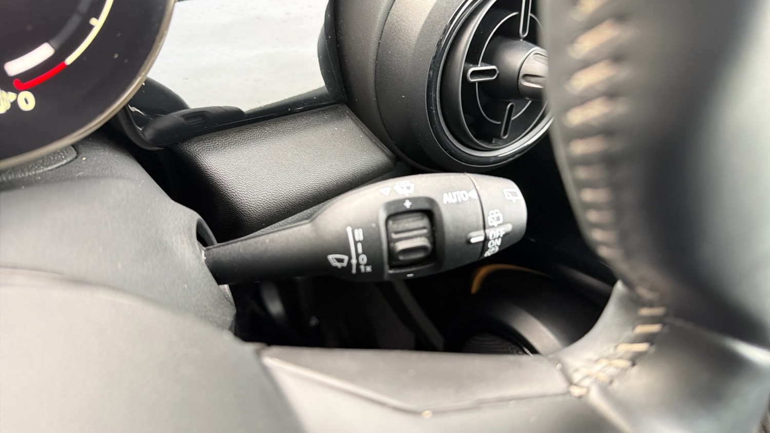 Used MINI Hatch 2023 for sale - 77210893: Photo 32