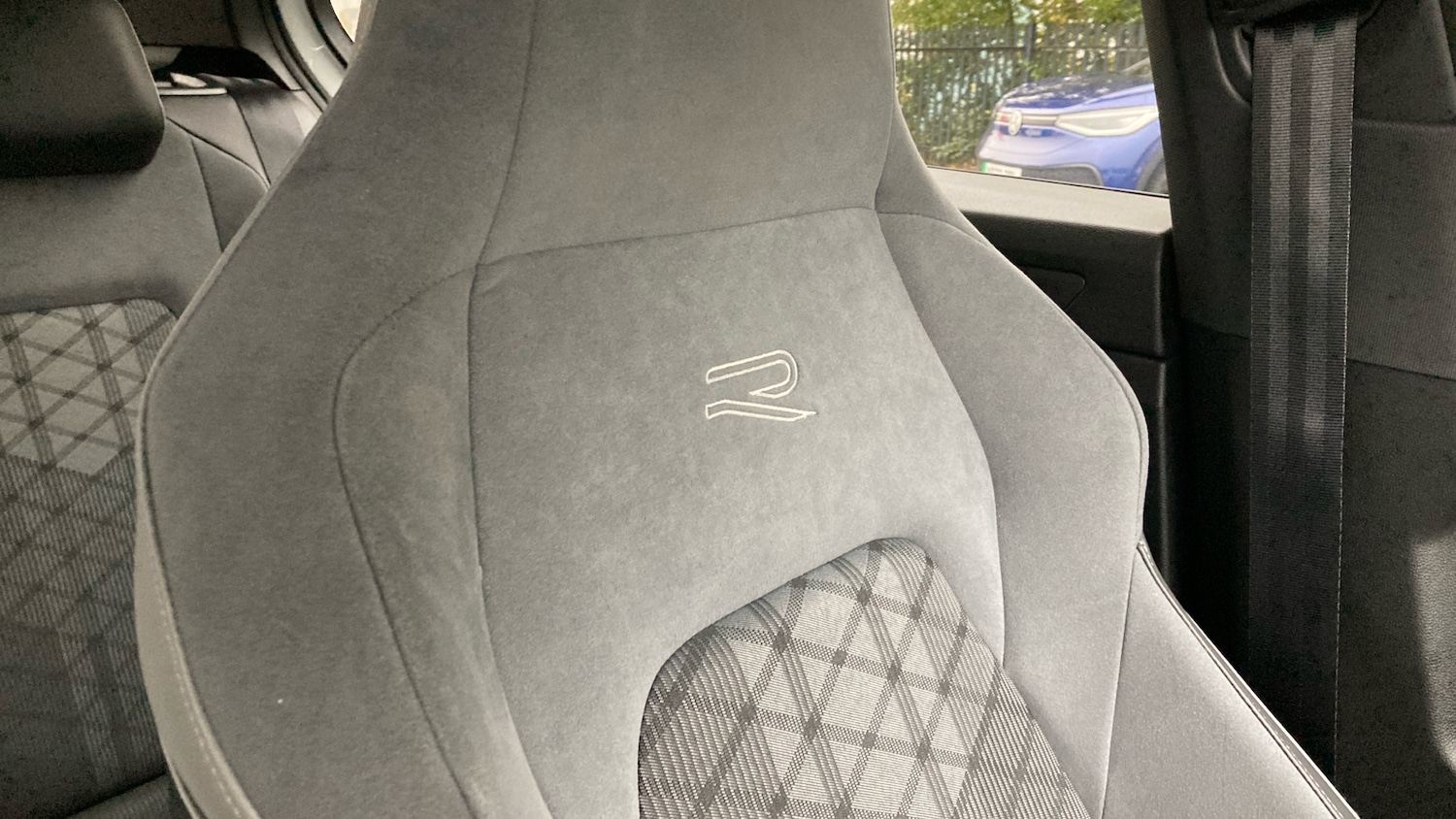 Used Volkswagen Golf 2022 for sale - 77034234: Photo 36