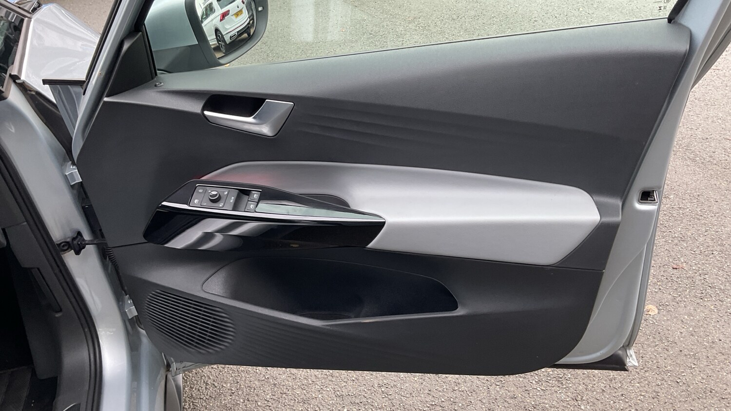 Used Volkswagen ID.3 2023 for sale - 76655753: Photo 19