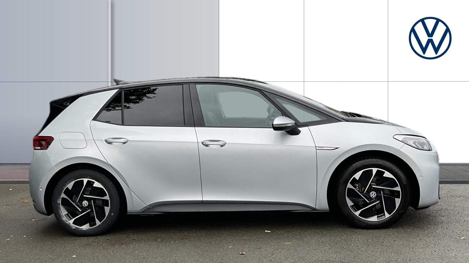 Used Volkswagen ID.3 2023 for sale - 76655753: Photo 4