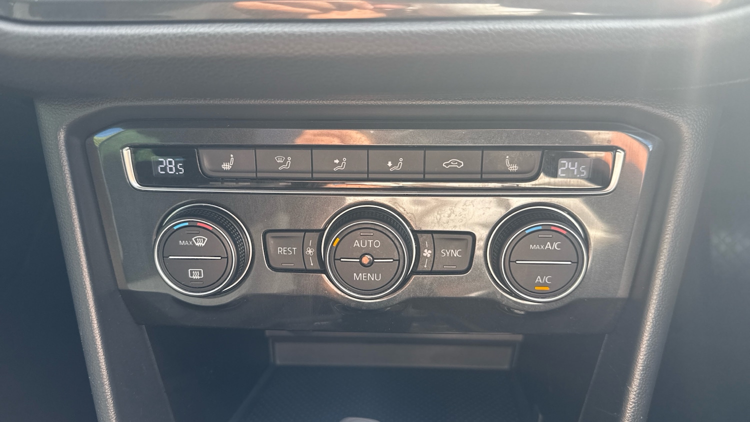 Used Volkswagen Tiguan 2017 for sale - 76984635: Photo 13